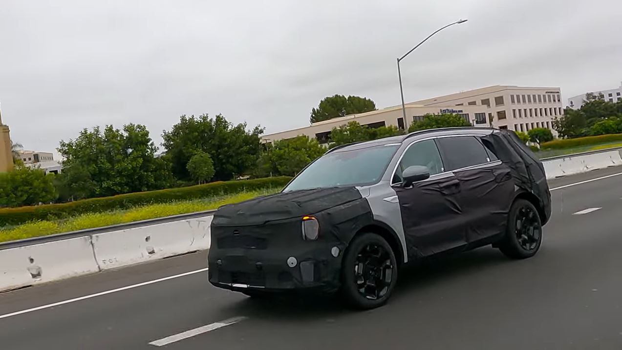 기아 '쏘렌토 페이스리프트' 위장막 테스트카