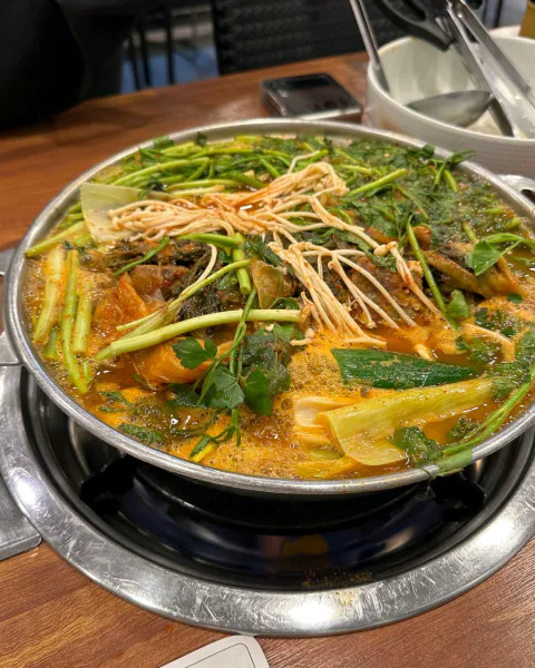 생생정보 전설의 맛 미나리 감자탕 음식점 위치