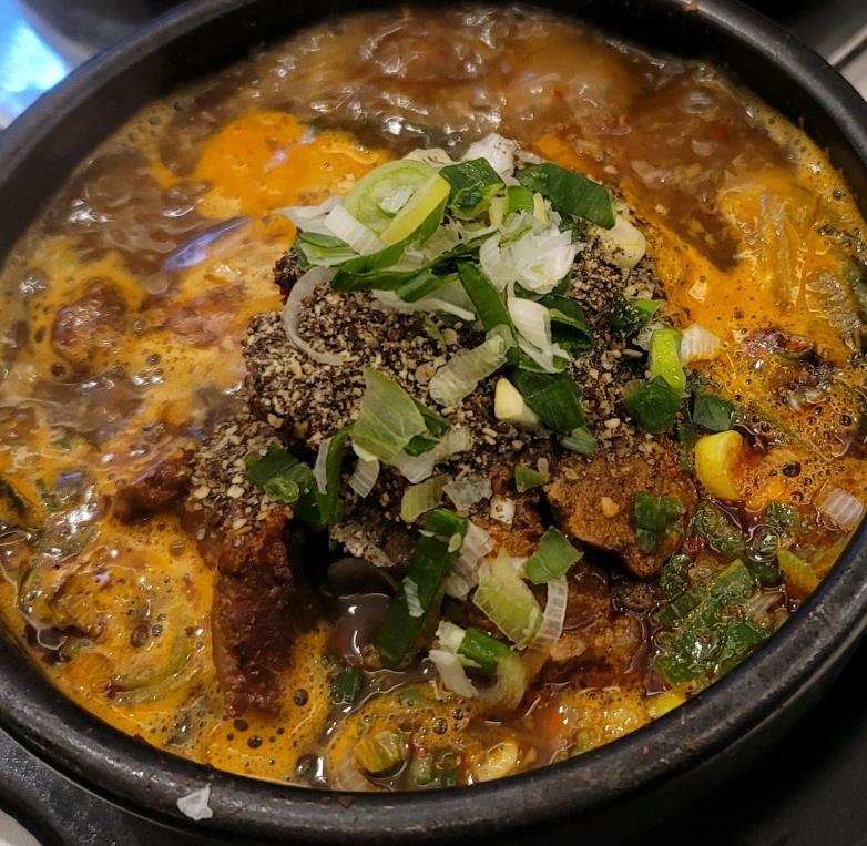 팔팔 끓고 있는 생방송투데이 빅데이터랭킹맛집 서울 최고의 뼈해장국