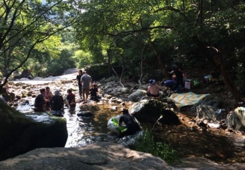 서울 근교 1박2일 차없이 여름 피서지-가평 청평계곡