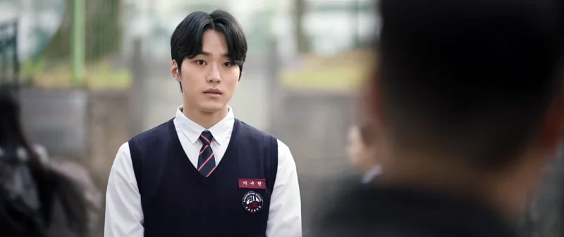 이토록 친밀한 배신자에서 이수현 역을 맡은 ???