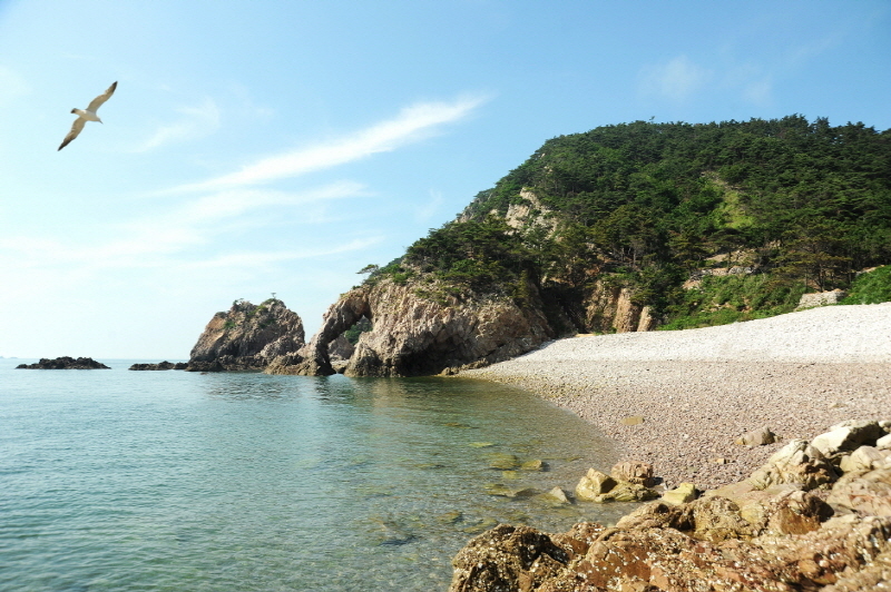 서산의 아름다움, 황금산의 풍경과 이야기