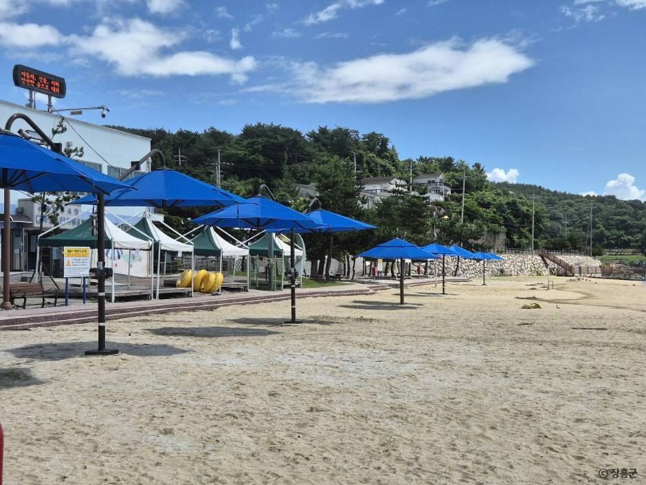수문해수욕장
