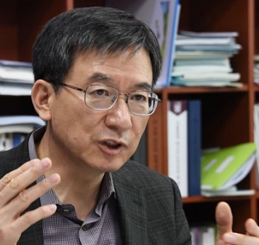 정성호 국회의원 법조 경력