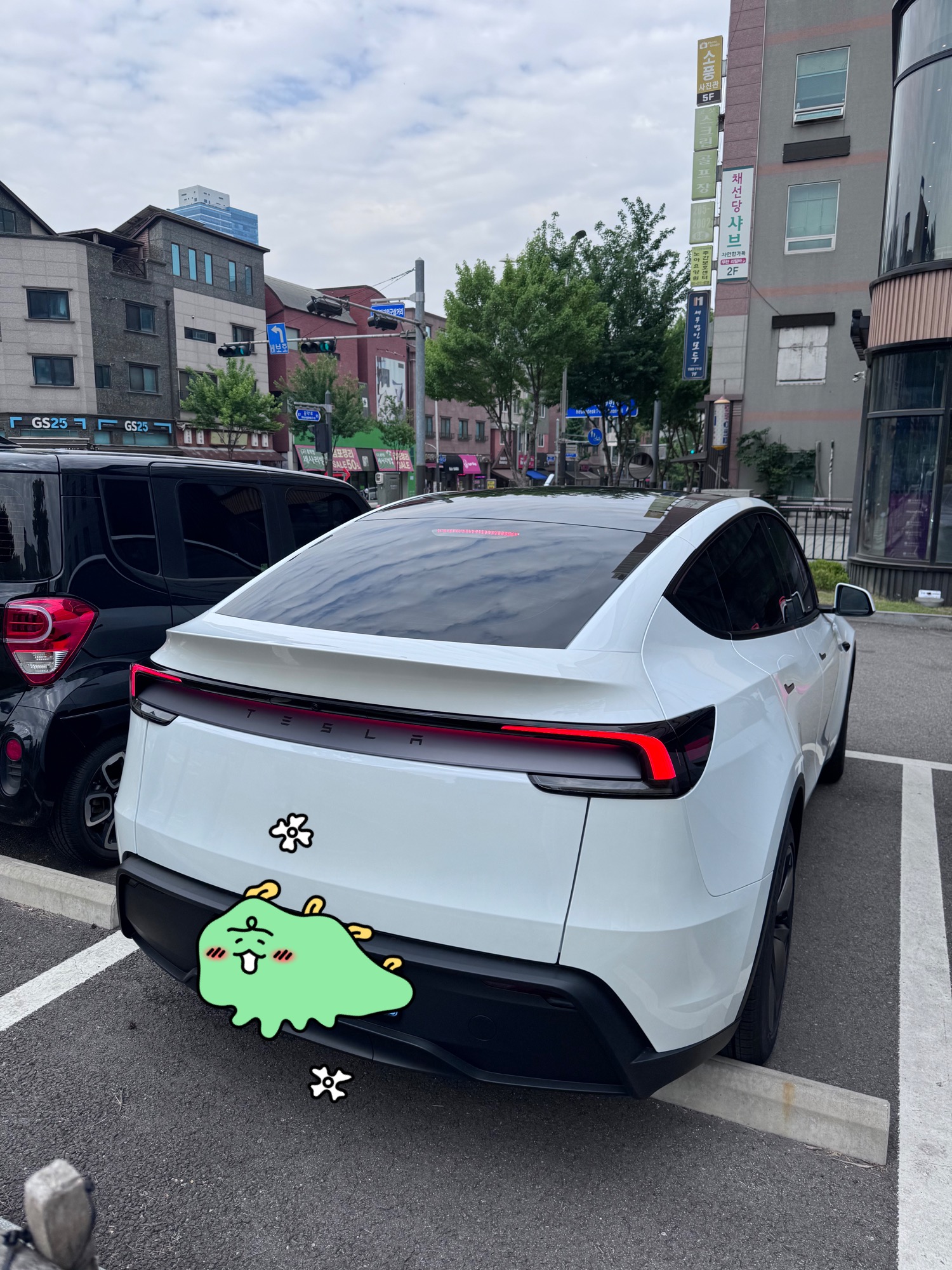 테슬라 신형 모델 Y 주니퍼