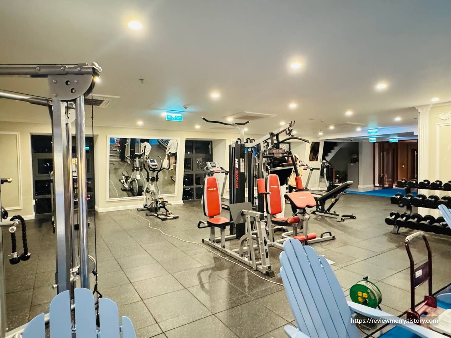 헬스장 사진