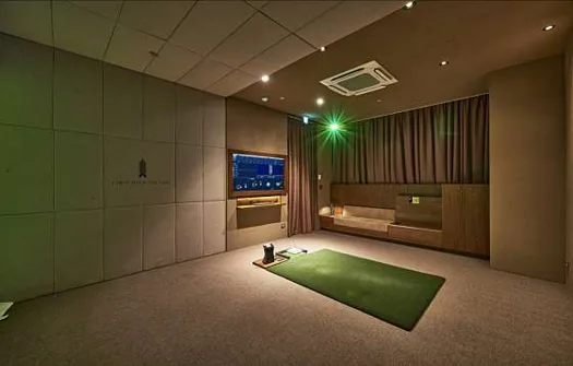 퍼골라 퍼스트골프라운지