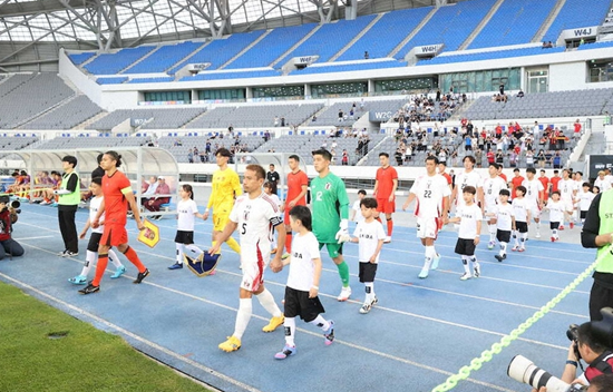 7월 12일 일본과 중국의 경기
