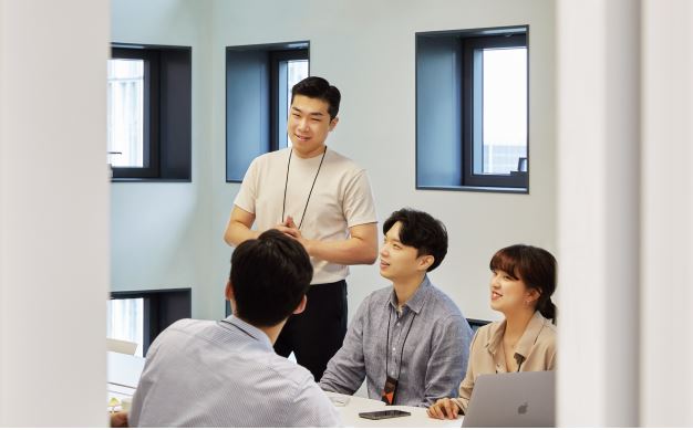 This is [국비 지원 코딩 교육 멋쟁이 사자처럼]