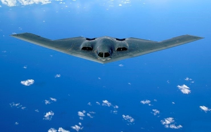 B-2 스텔스 폭격기 : 미국의 전략적 핵폭격기 관련 사진