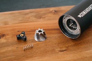 Comandante vs Timemore