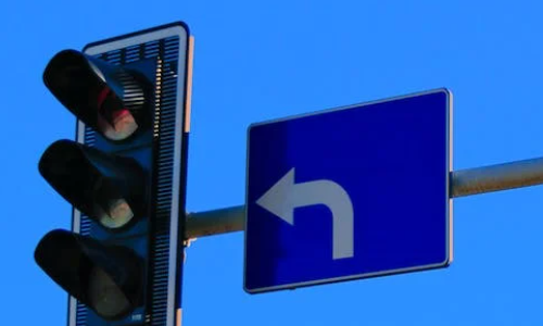 비보호 자회전 빨간불