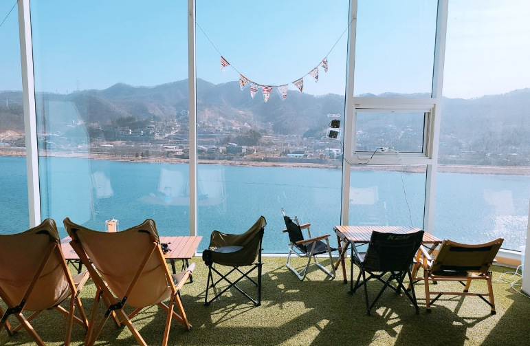 카페 라온층 4층 전경