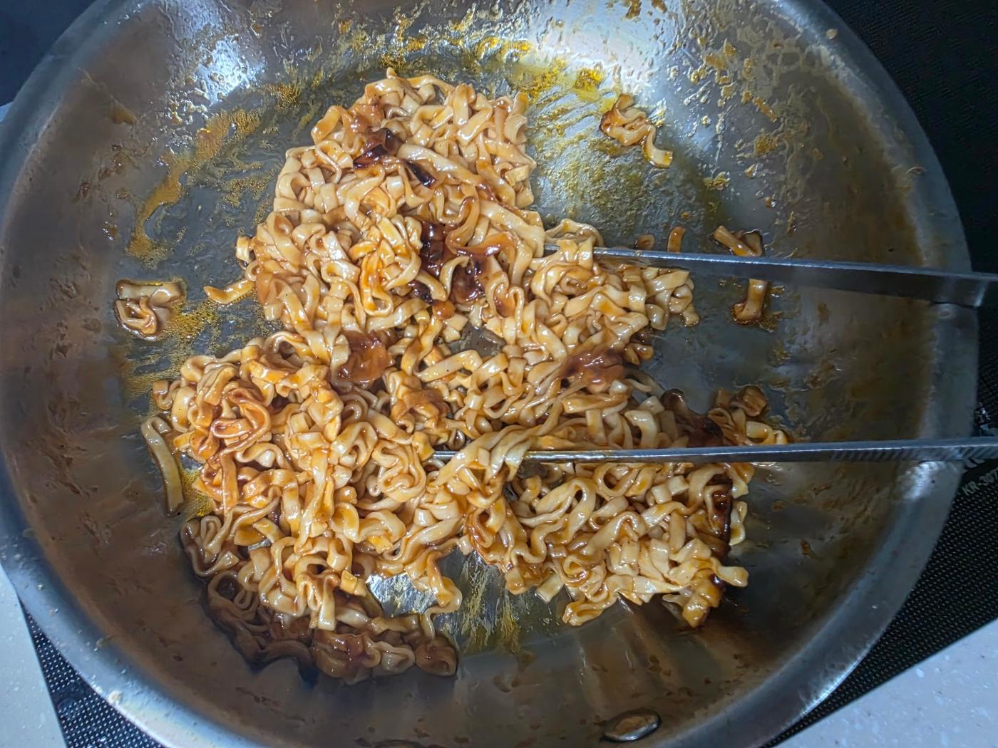 면 노릇하게 굽기