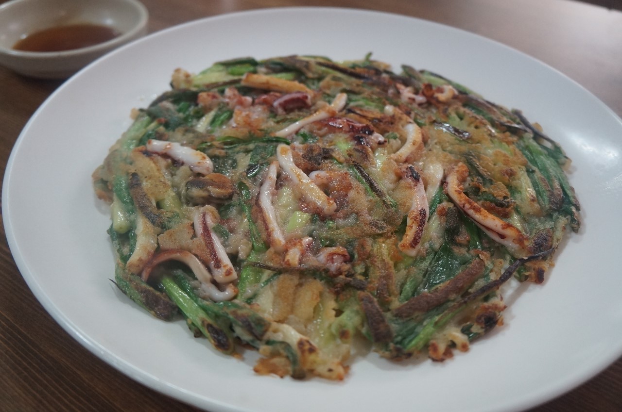 백반기행-경주-손칼국수-해물파전-사진