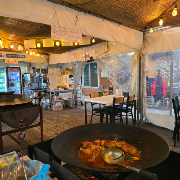 생생정보 대결 맛 대 맛 솥뚜껑 닭볶음탕 vs 솥뚜껑 삼겹살