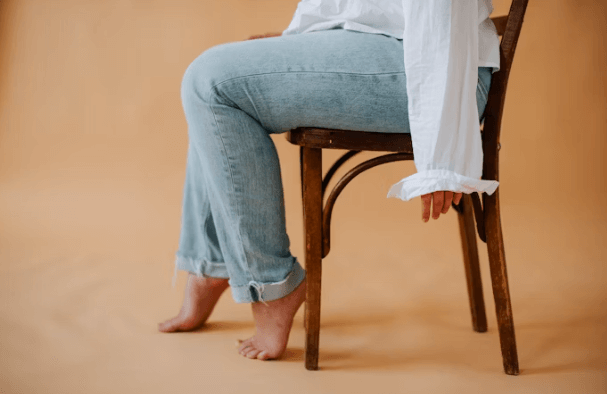 거북목 통증 완화! 앉아서 5분 스트레칭