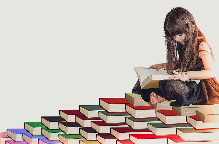 학습하는 초등학생