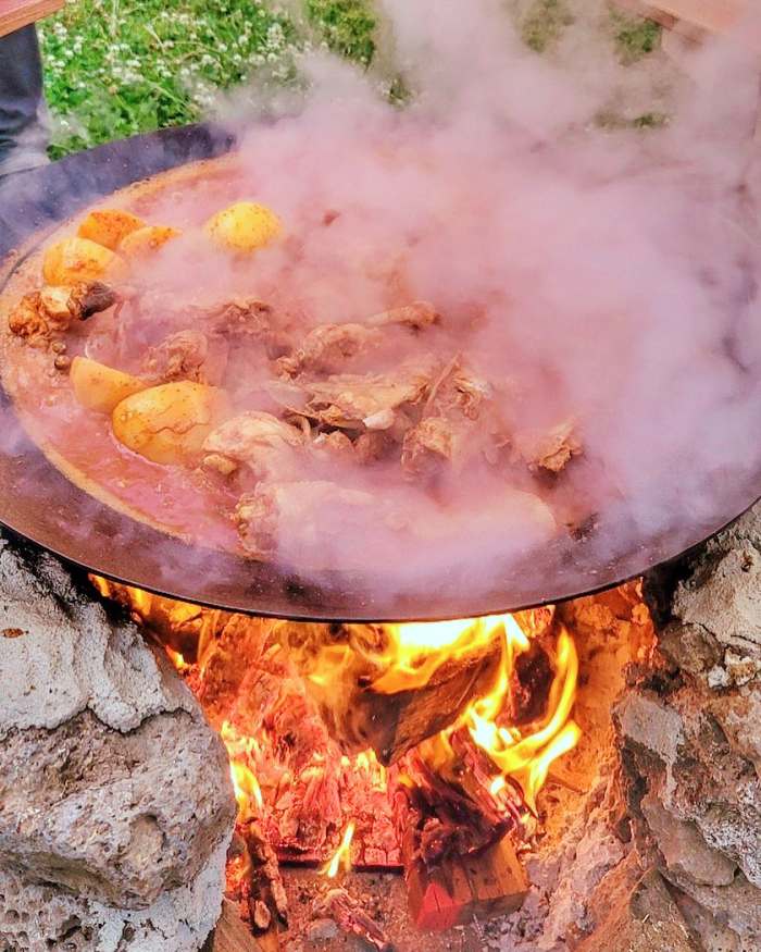 생방송 오늘저녁 한라산 뷰 캠핑장 서귀포 솥뚜껑 제주 흑돼지 바베큐 맛집