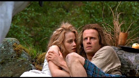 코너와 아내의 모습