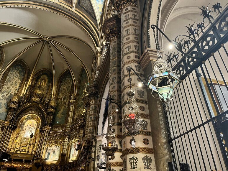 몬세라트 수도원