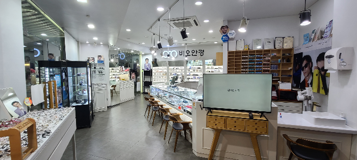 비오안경 일원동안경점 영희초교사거리 비오안경내부