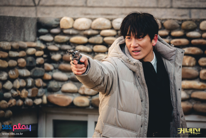 [커넥션] 줄거리 정보