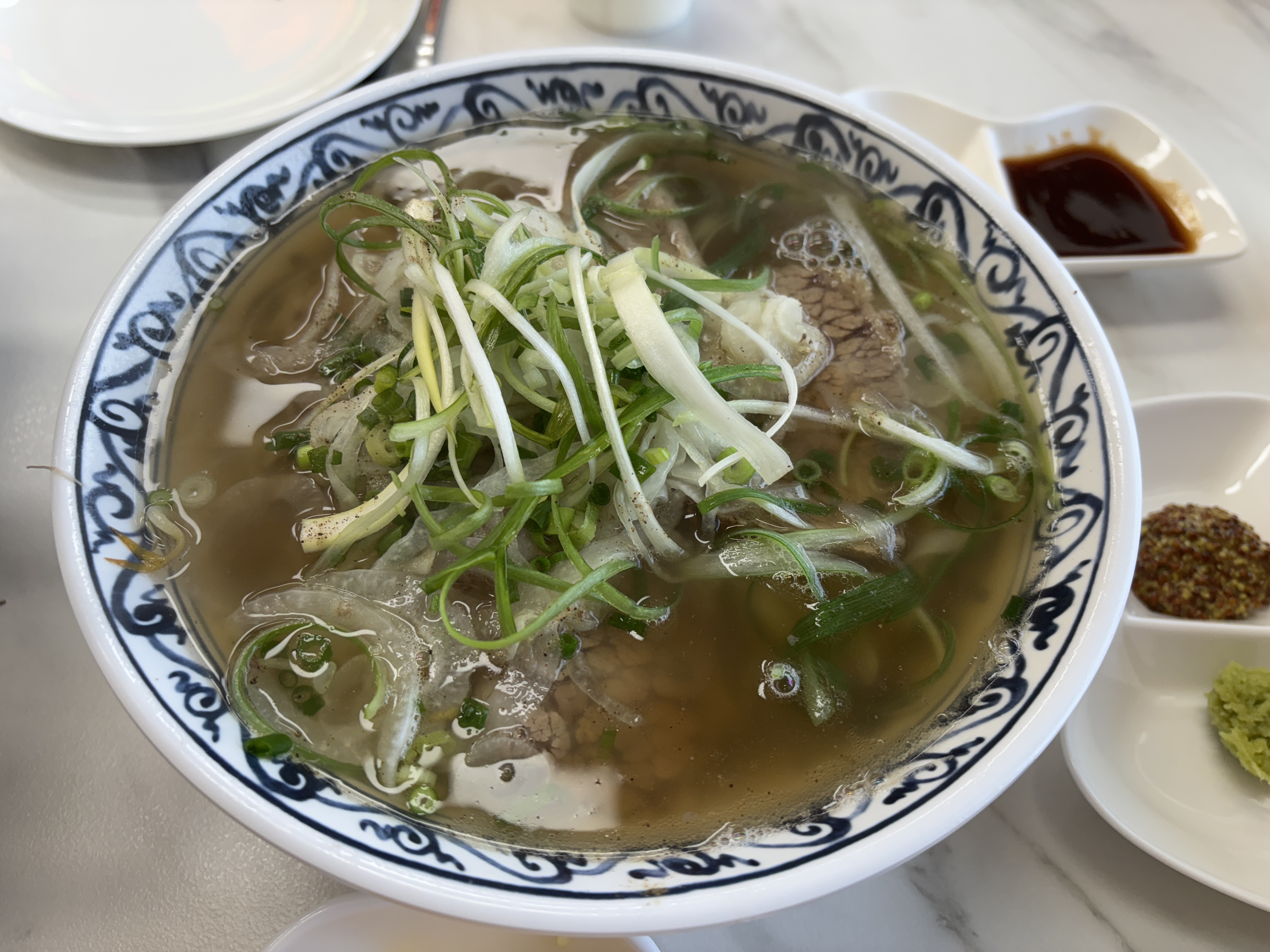 베트남-쌀국수-사진