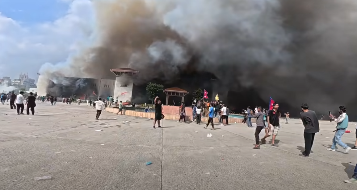 네팔 청년 봉기: SNS, 부패, 그리고 변화에 대한 요구