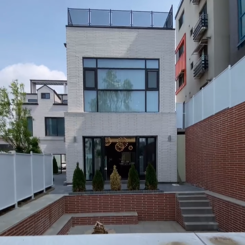 캠프파이어장이 있어 가족들과 같이 즐길수가 있다.