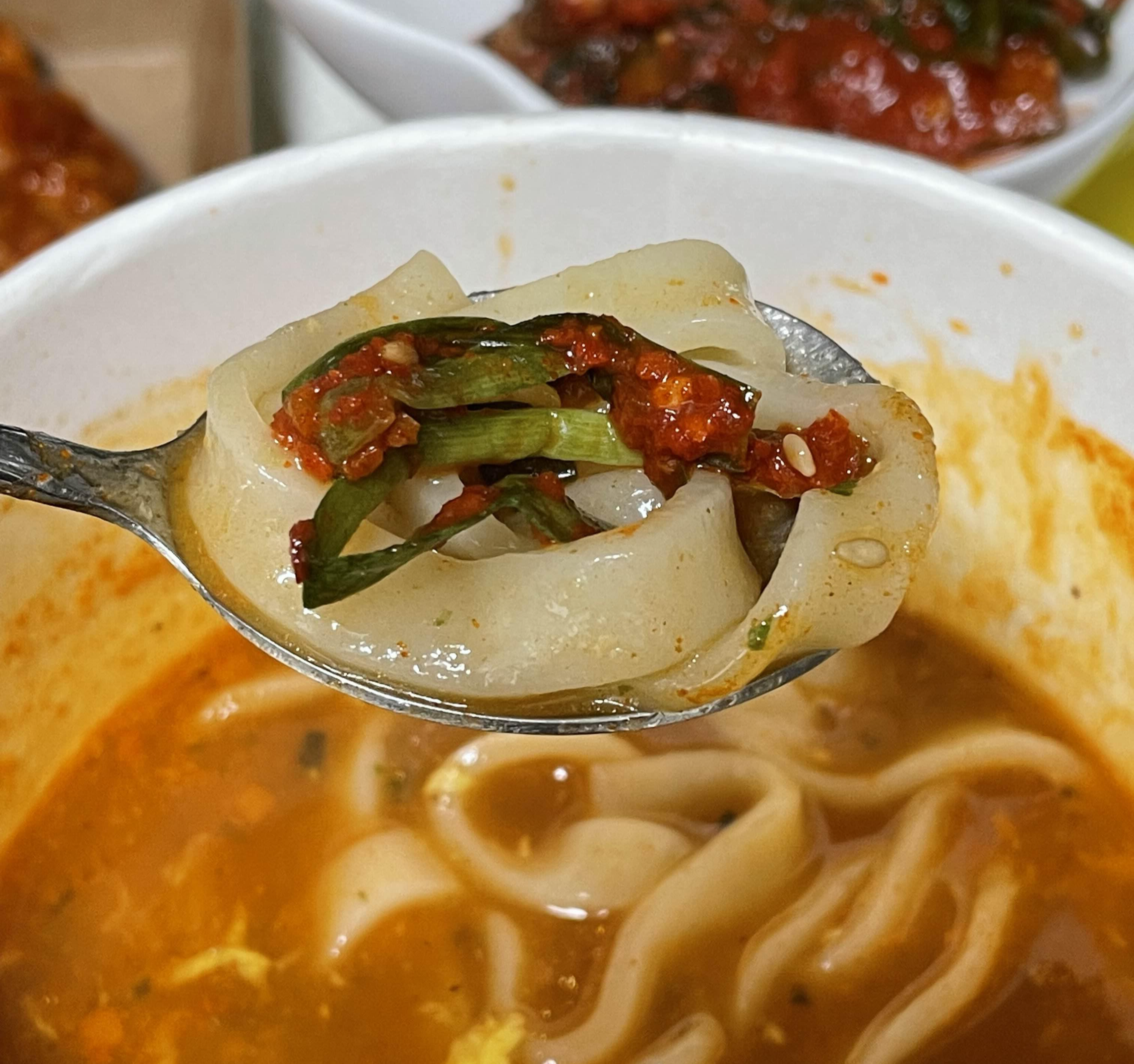 부추김치와 장칼국수