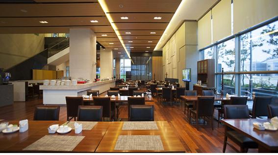 호텔 레스토랑 모습