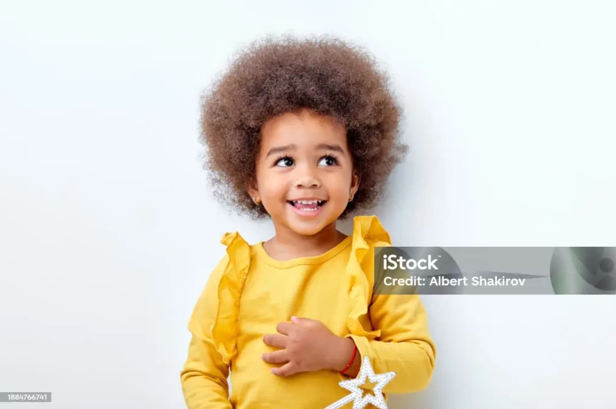 감정 표현을 배우는 2세 아이, 어떻게 도와줄까?