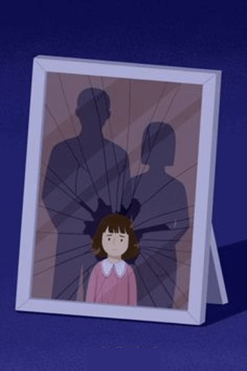 엄마-아빠-딸-사진이-유리가-깨져-금이-가있는-모습