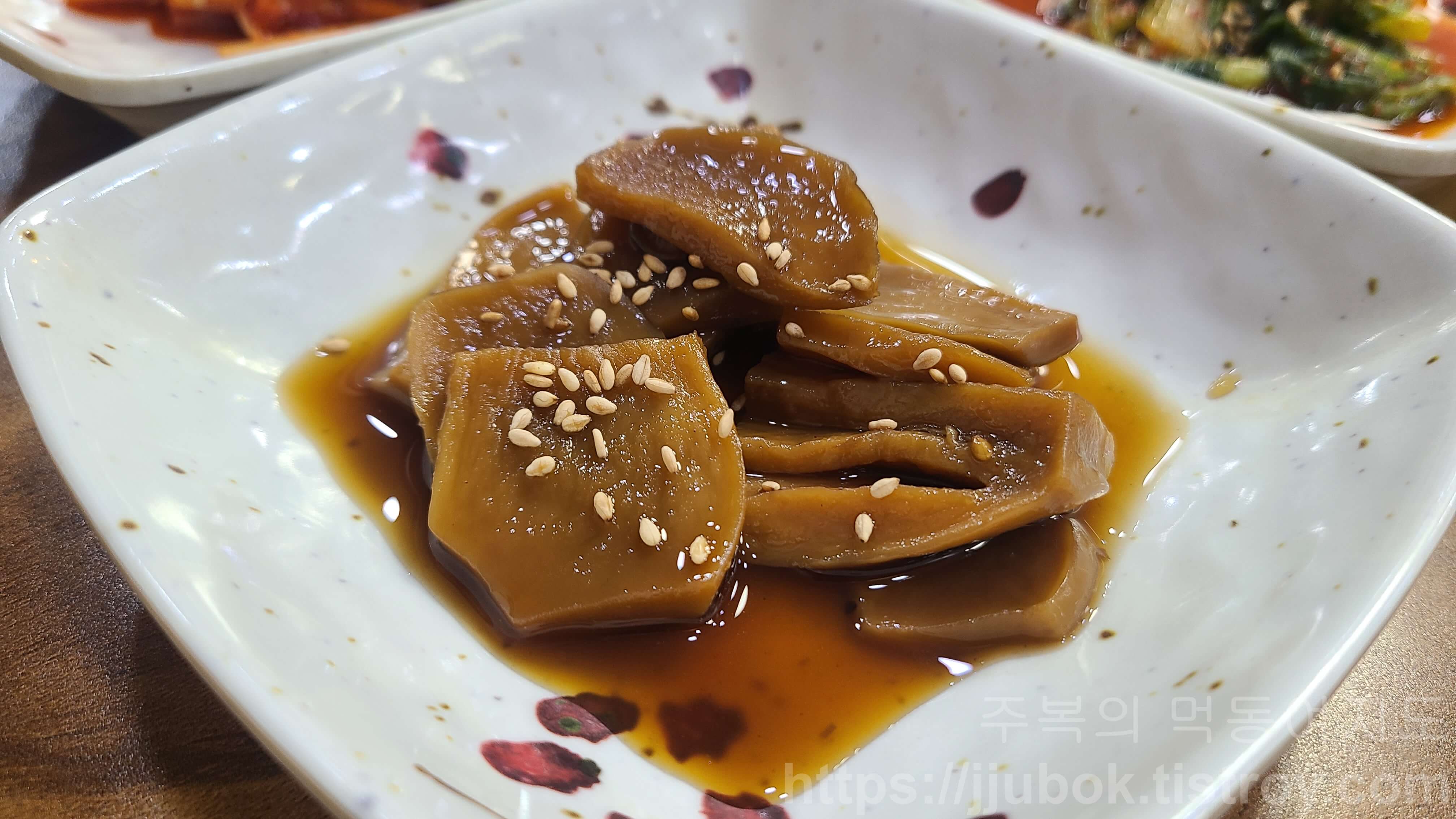 계산동-산해진미-밑반찬-3