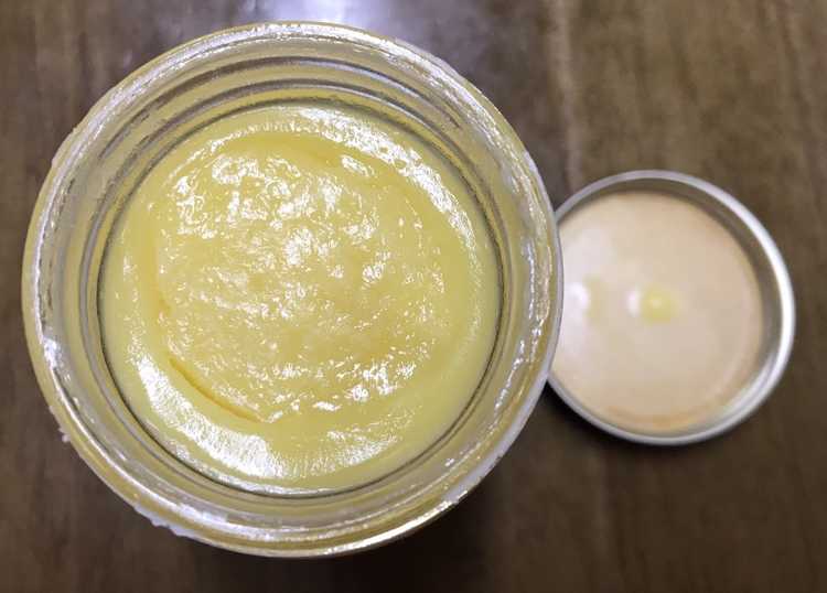 오가닉 기버터 표면