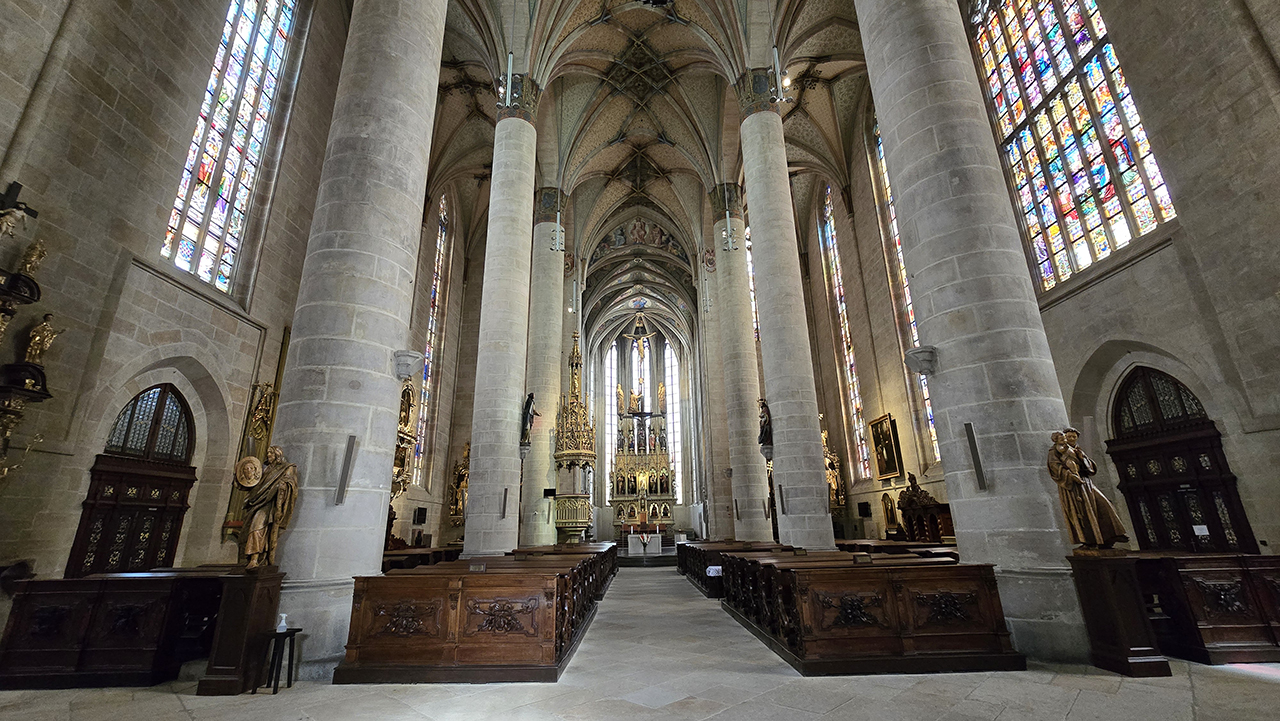 플젠 바르톨로뮤 대성당 내부