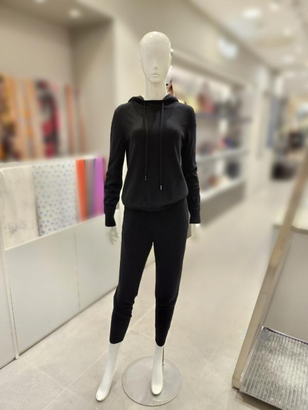 플러스샵 고비 캐시미어 100 후드니트 팬츠 셋업 136320368