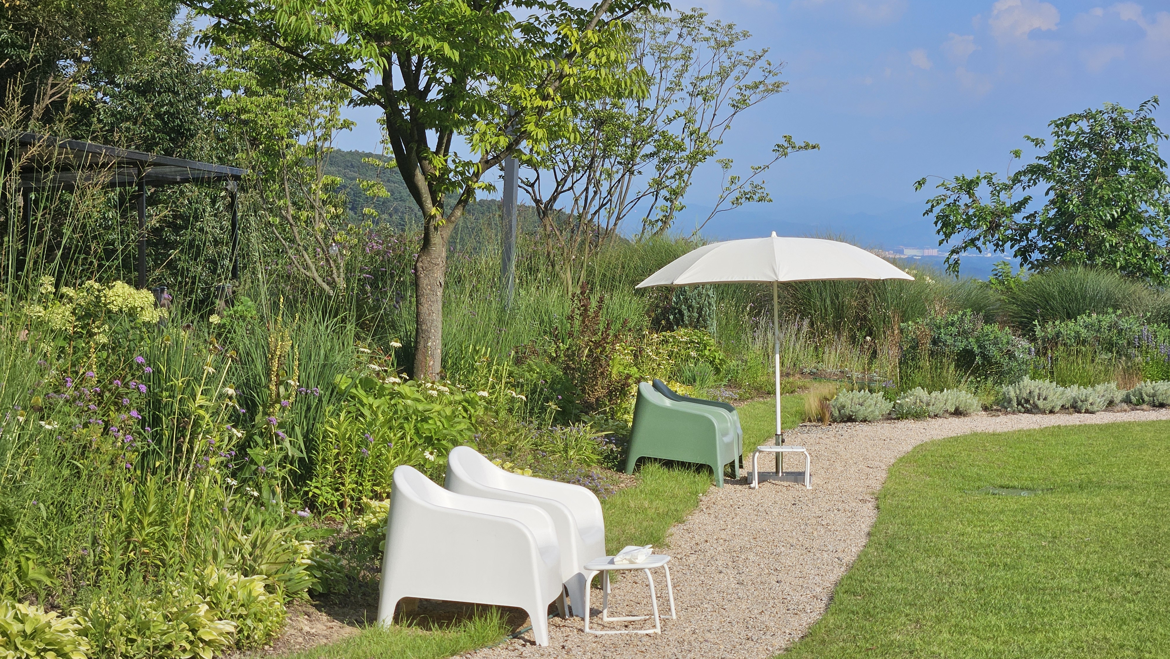 여기저기 숨어있는 자리