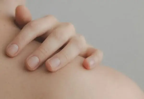 건조한 겨울 겨울 불청객 피부 건조증