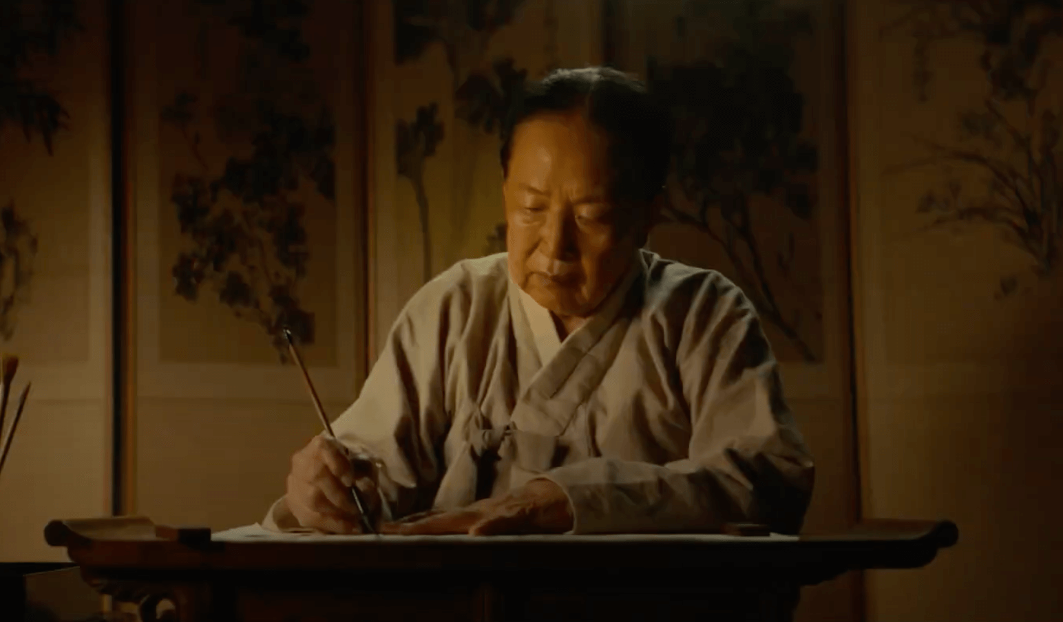 영화 영웅 나문희 장면