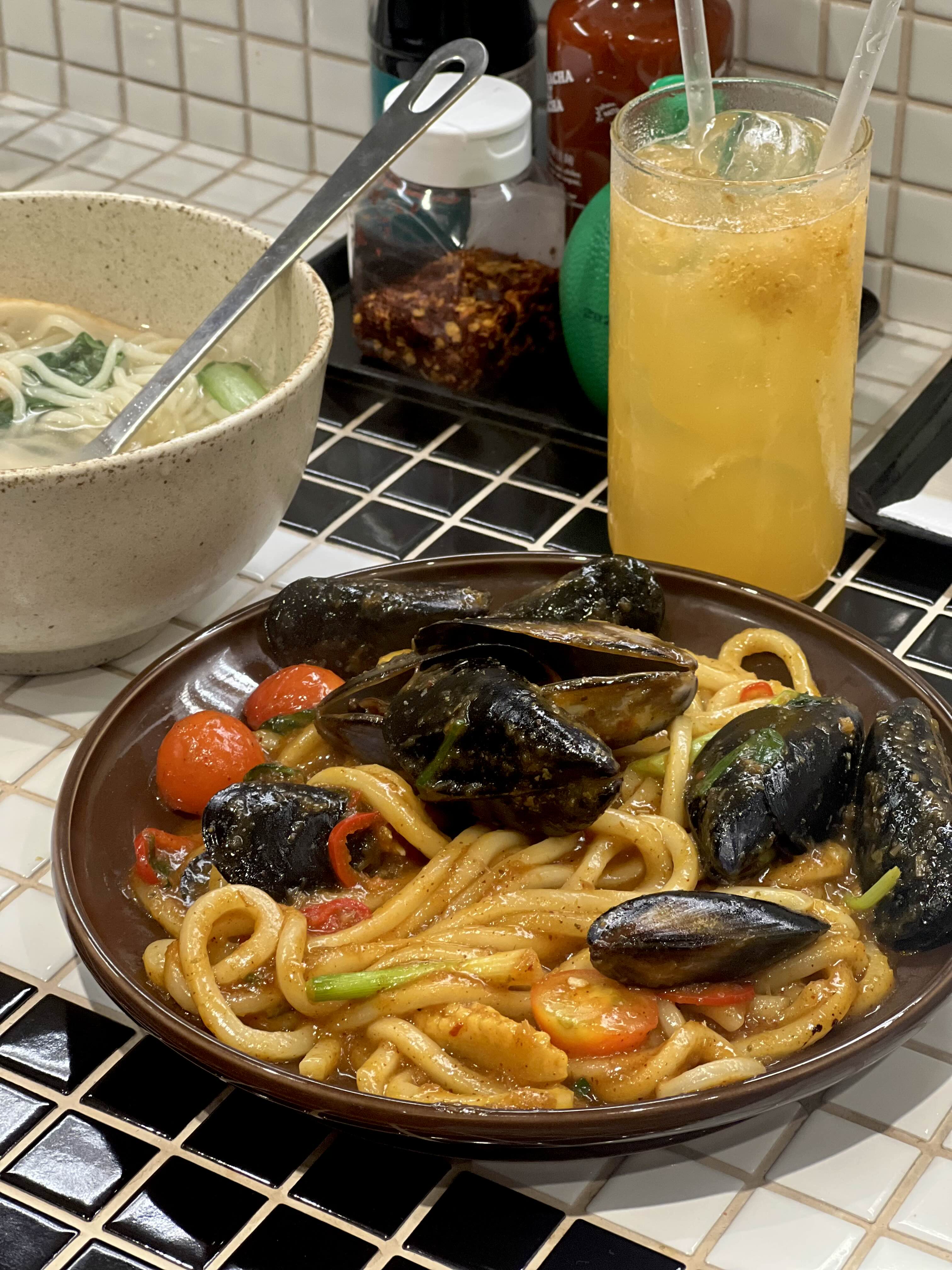 비파서울 똠얌누들 비추메뉴