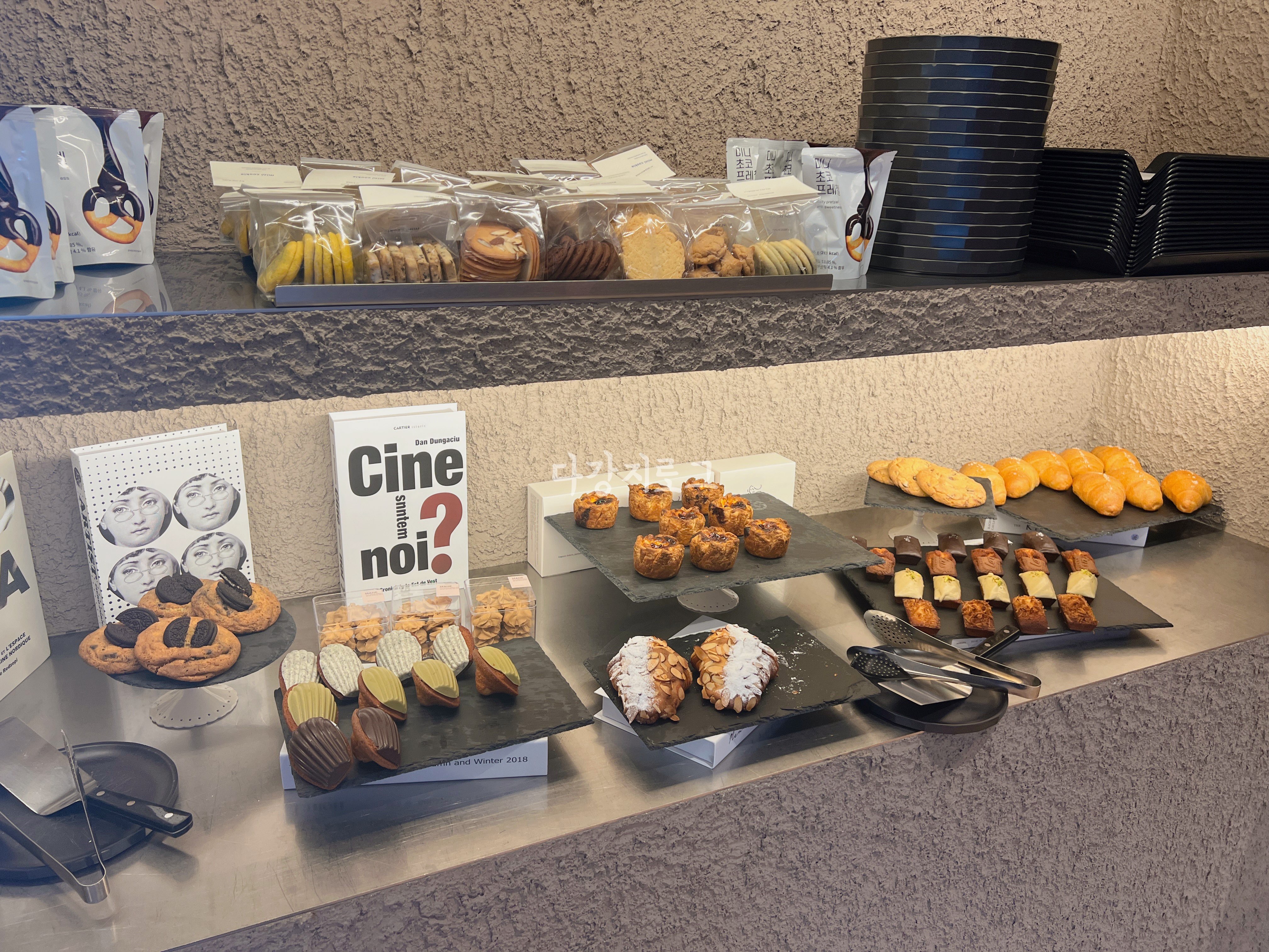 여수 화정면 백야대교 카페