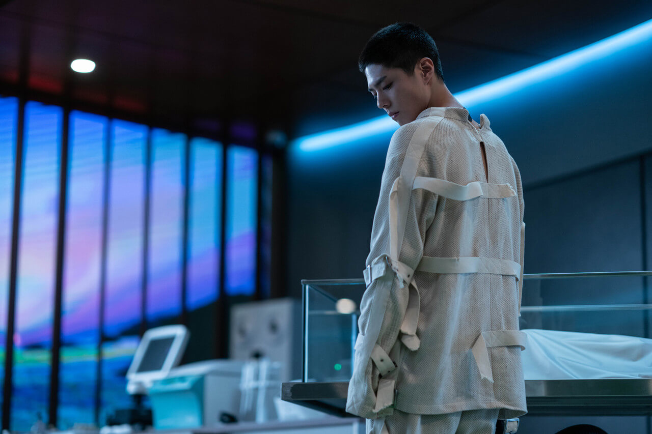 영화 서복 줄거리 출연진 결말 후기 OTT