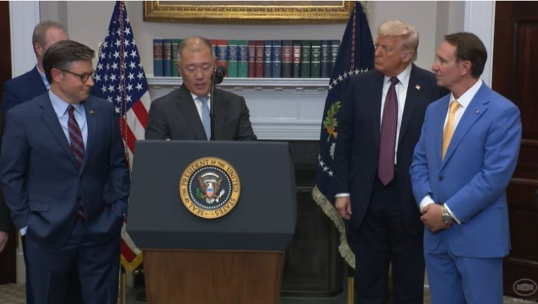 정의전 현대차 회장과 백악관, 트럼프 대통령 사진