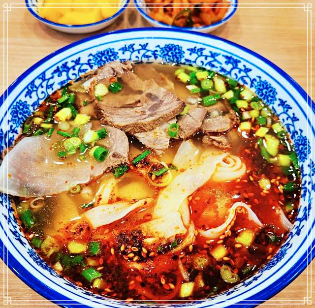 생생정보 마당 종로 종각 수타 우육면 맛집