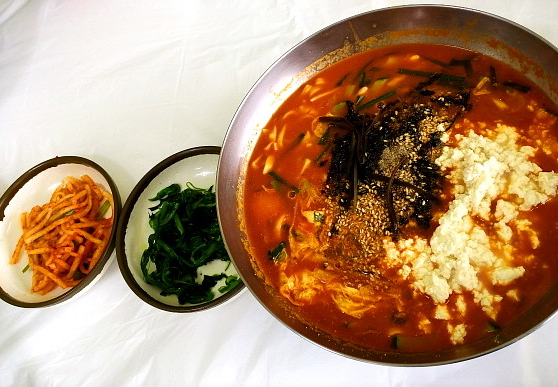 강릉순두부장칼국수 대표 메뉴