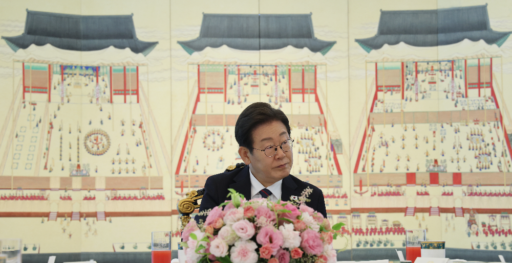 이 대통령 나토 불참, 무엇이 달라졌나?