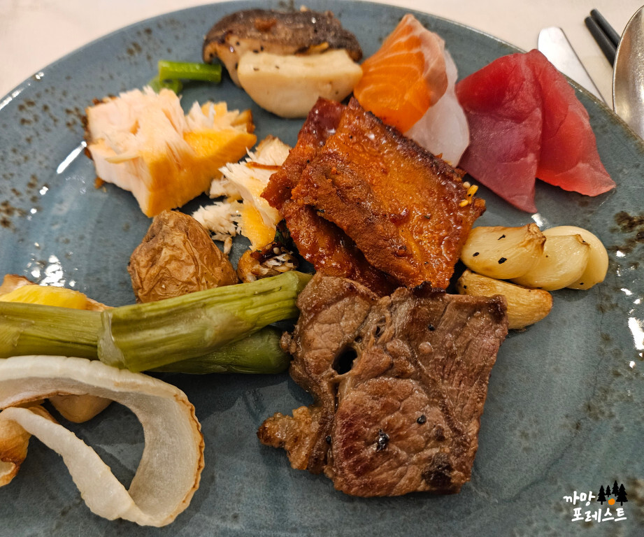 더 리버사이드 호텔 뷔페 한끼