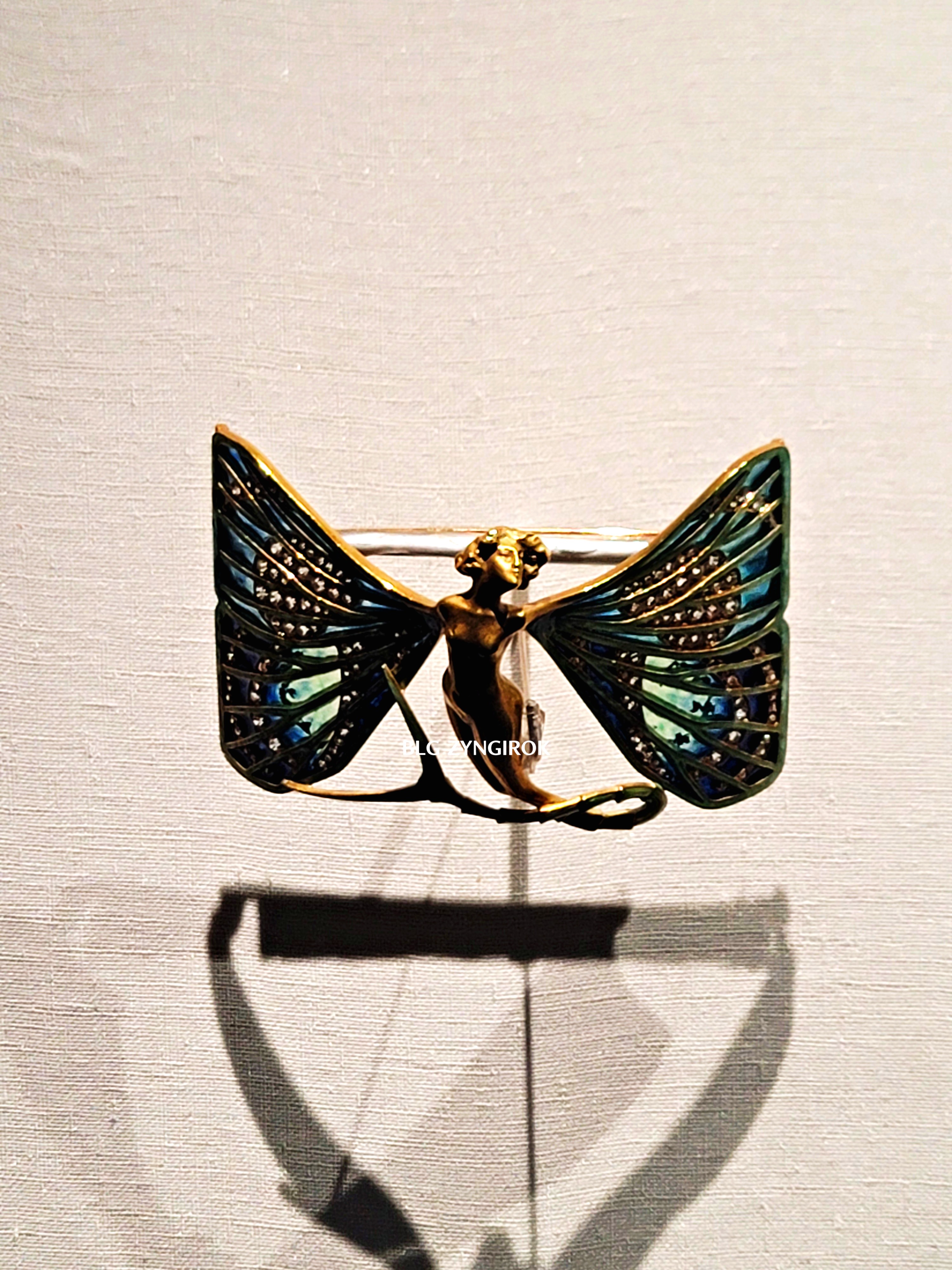 롯데타워 - 롯데뮤지엄 고혹의 보석 매혹의 시간 - 벨 에포크 전시품 모습이다.